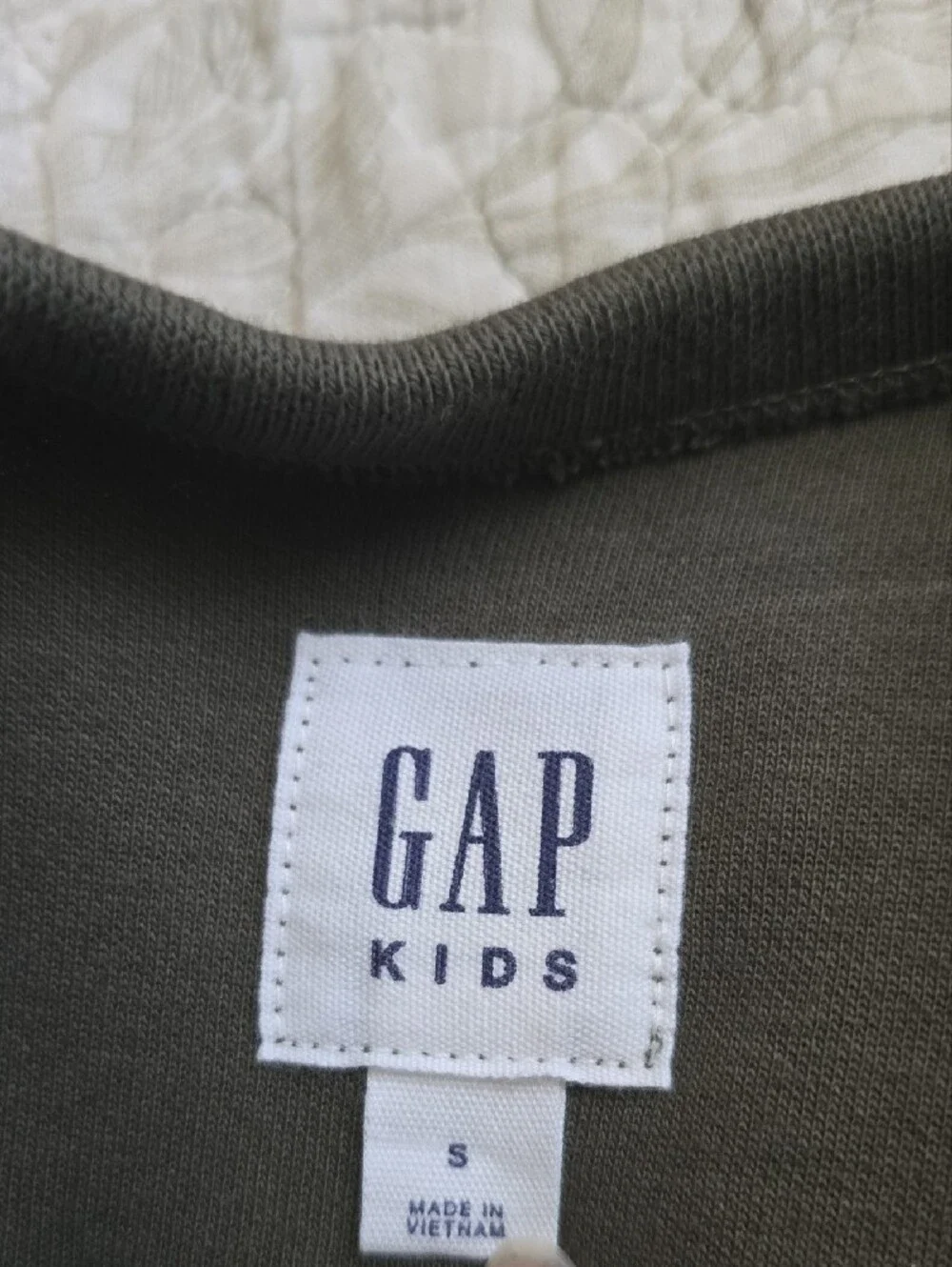 GAP casual crewneck